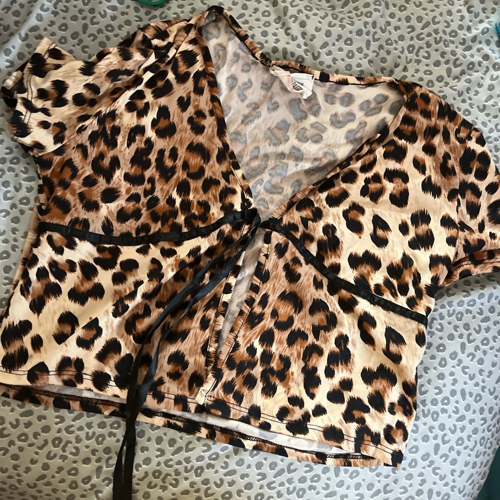 french pastry Leopard Print Tie-Front Crop Top - Brown & Black